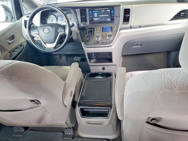 Продажа на аукционе авто 2015 Toyota Sienna, vin: 5TDKK3DC8FS580015, номер лота: 69937836