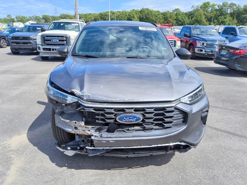 2025 Ford Escape მანქანა იყიდება აუქციონზე, vin: 1FMCU9MN7SUB18422, აუქციონის ნომერი: 68615366