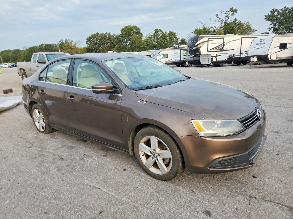 2014 Volkswagen Jetta მანქანა იყიდება აუქციონზე, vin: 3VW3L7AJ9EM416196, აუქციონის ნომერი: 71067816