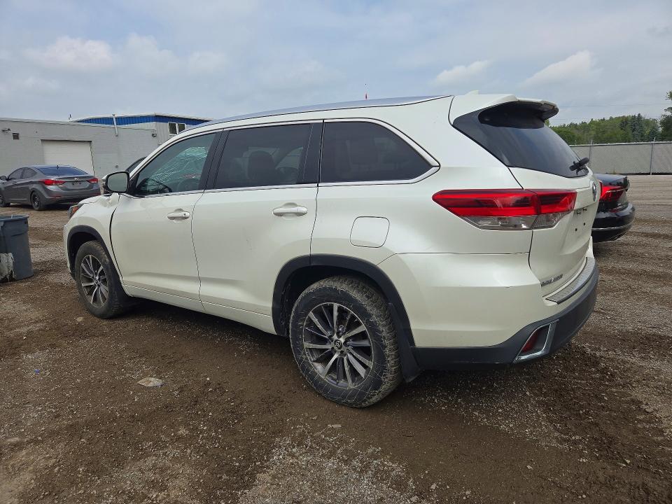 67163496 :رقم المزاد ، 5TDJZRFH6HS508235 vin ، 2017 Toyota Highlander مزاد بيع