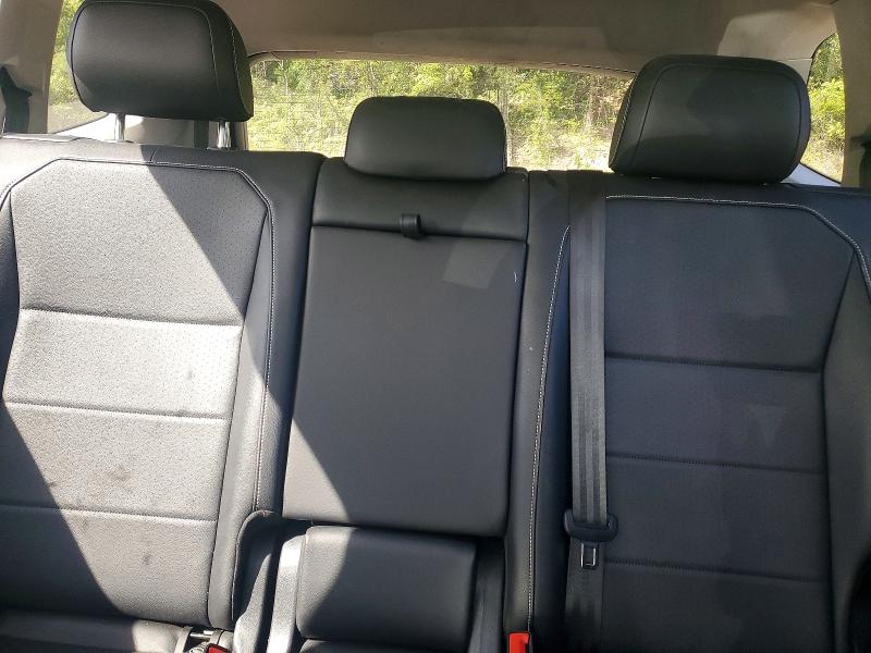 69744706 :رقم المزاد ، 3VV2B7AX9MM004382 vin ، 2021 Volkswagen Tiguan مزاد بيع