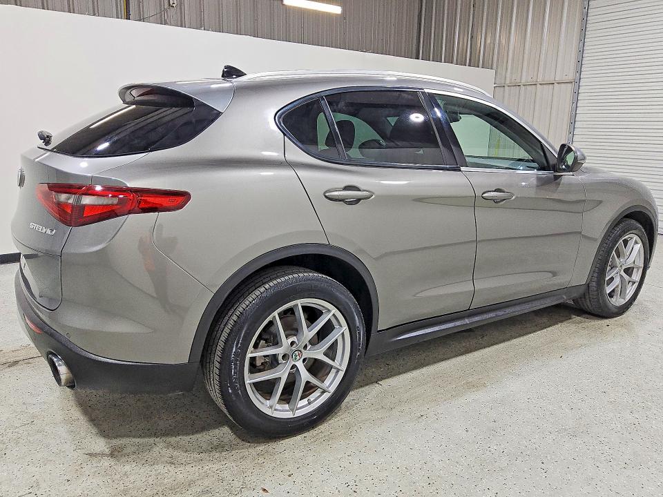 2018 Alfa Romeo Stelvio მანქანა იყიდება აუქციონზე, vin: ZASFAKBN6J7B98384, აუქციონის ნომერი: 69633866