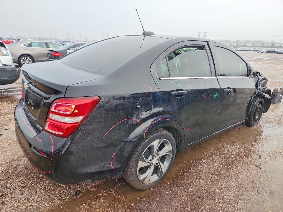 69345046 :رقم المزاد ، 1G1JF5SB9K4121273 vin ، 2019 Chevrolet Sonic مزاد بيع
