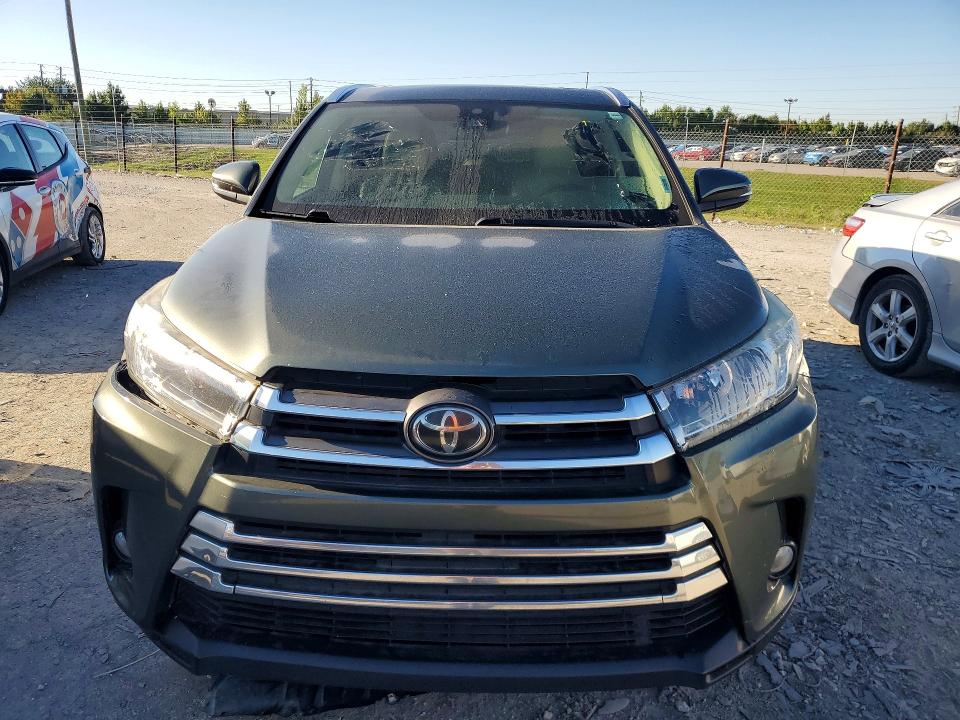 Продаж на аукціоні авто 2017 Toyota Highlander, vin: 5TDDZRFHXHS439482, номер лоту: 70750026