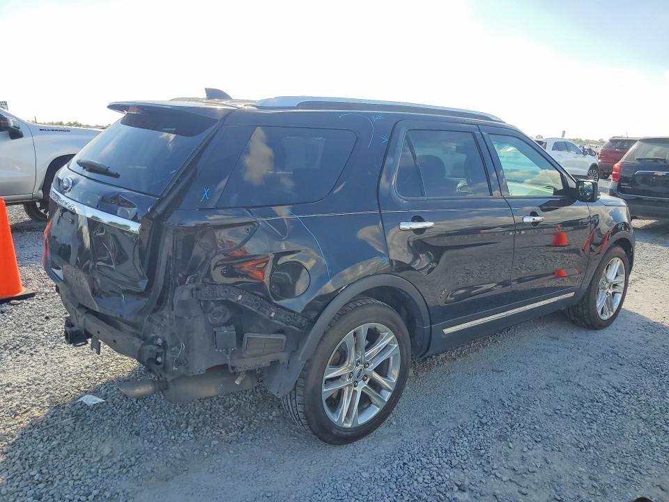 2017 Ford Explorer მანქანა იყიდება აუქციონზე, vin: 1FM5K7F85HGA58741, აუქციონის ნომერი: 70812956