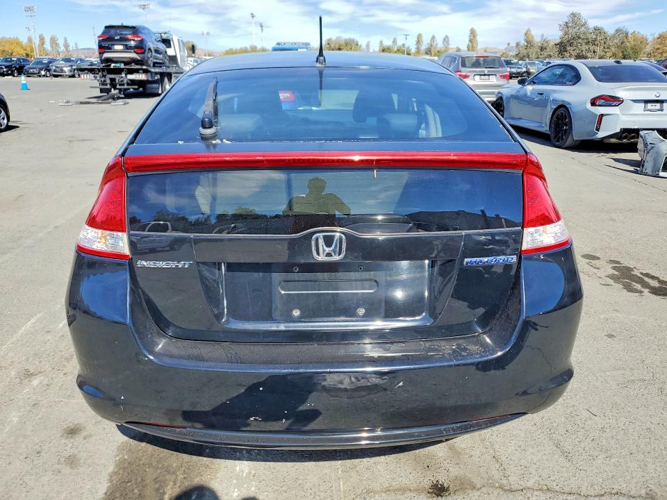2010 Honda Insight მანქანა იყიდება აუქციონზე, vin: JHMZE2H54AS035018, აუქციონის ნომერი: 70807516