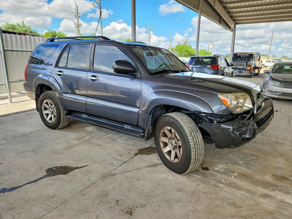 70320126 :رقم المزاد ، JTEZU14R08K017046 vin ، 2008 Toyota 4runner مزاد بيع