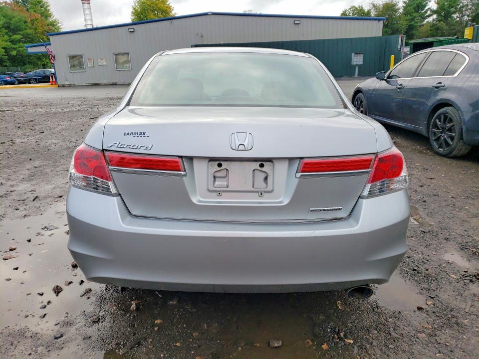 Продаж на аукціоні авто 2011 Honda Accord, vin: 1HGCP2F62BA058237, номер лоту: 70896656