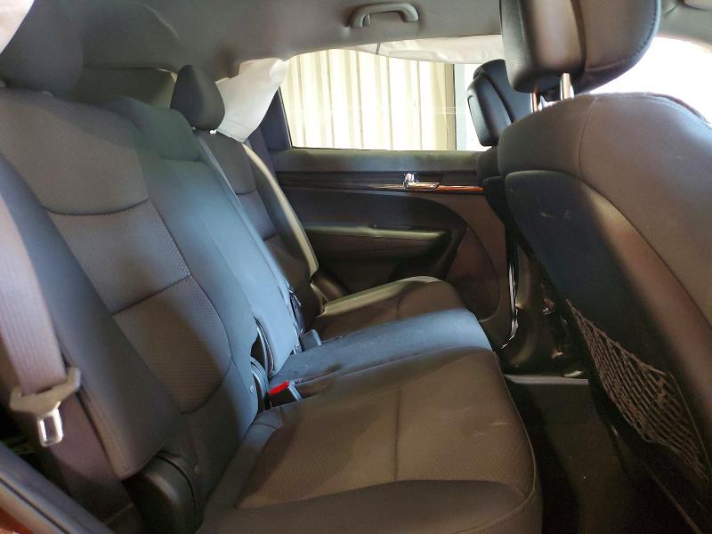 68832186 :رقم المزاد ، 5XYKT3A16BG186875 vin ، 2011 Kia Sorento مزاد بيع