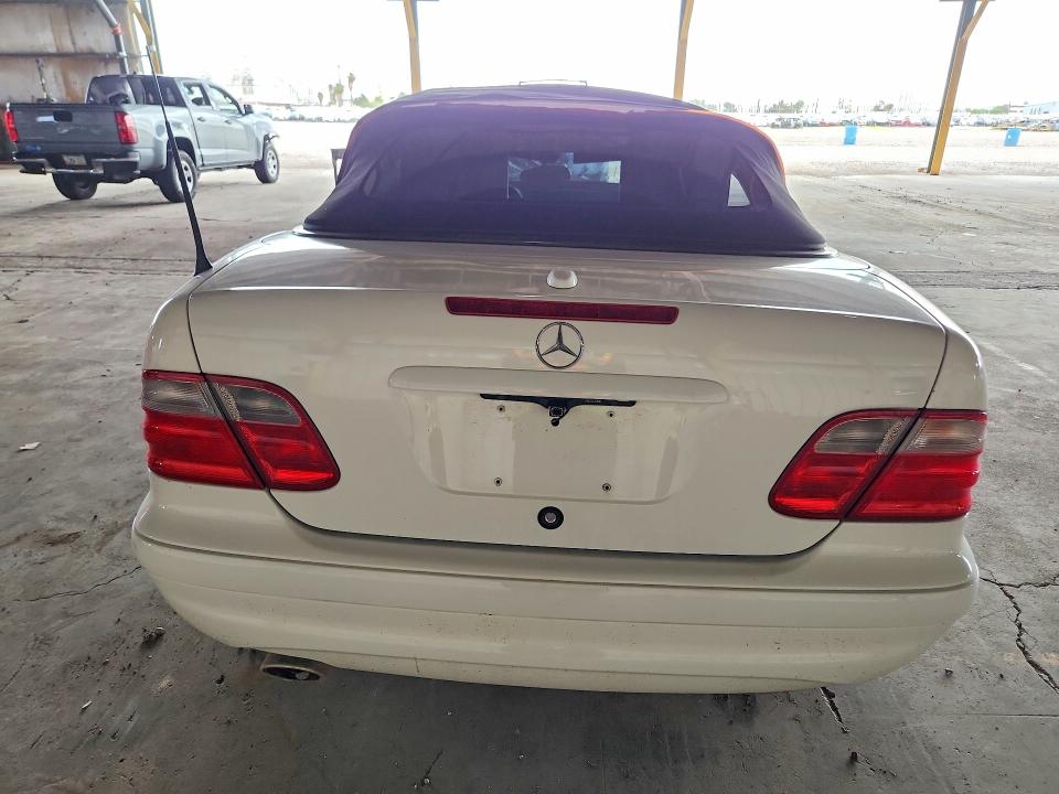 Продаж на аукціоні авто 2002 Mercedes-benz Clk, vin: WDBLK70G12T120936, номер лоту: 70552696
