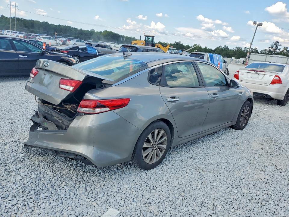 Продаж на аукціоні авто 2018 Kia Optima, vin: 5XXGT4L31JG184089, номер лоту: 67247256