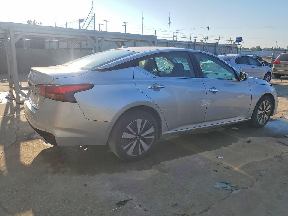 Продаж на аукціоні авто 2019 Nissan Altima, vin: 1N4BL4EV5KC235514, номер лоту: 67466496