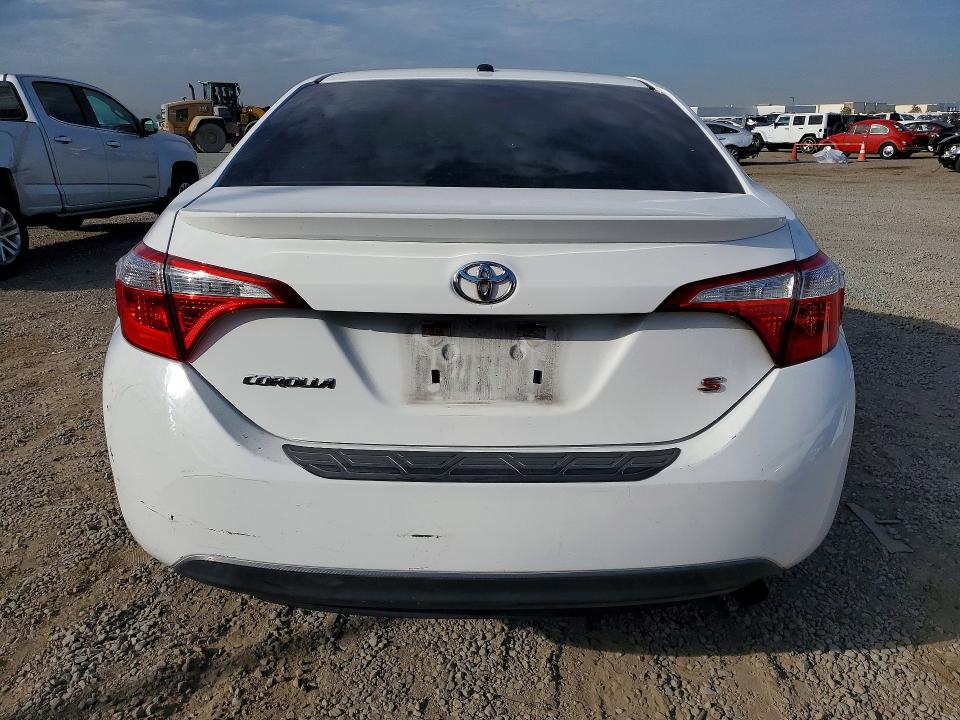 68257606 :رقم المزاد ، 5YFBURHEXGP558178 vin ، 2016 Toyota Corolla مزاد بيع