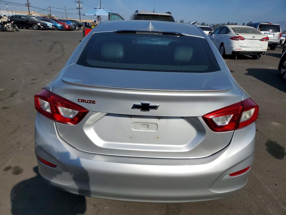 Aukcja sprzedaży 2018 Chevrolet Cruze, vin: 1G1BE5SM2J7124974, numer aukcji: 70728036