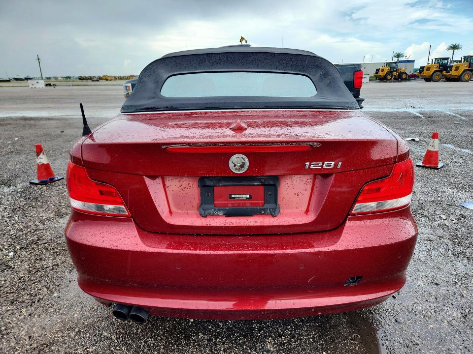 68297066 :رقم المزاد ، WBAUL7C58CVM83038 vin ، 2012 Bmw 128 مزاد بيع