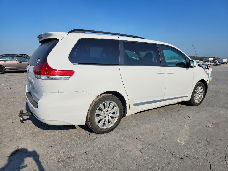Aukcja sprzedaży 2014 Toyota Sienna, vin: 5TDDK3DC1ES079488, numer aukcji: 67042596