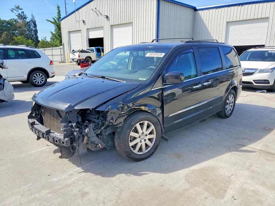 2016 Chrysler Town & Country მანქანა იყიდება აუქციონზე, vin: 2C4RC1BG7GR121302, აუქციონის ნომერი: 69209436