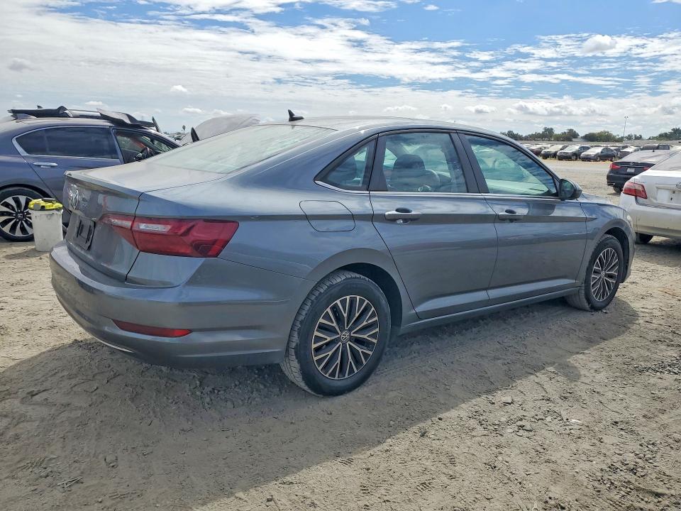 67496816 :رقم المزاد ، 3VWC57BU4MM022512 vin ، 2021 Volkswagen Jetta مزاد بيع