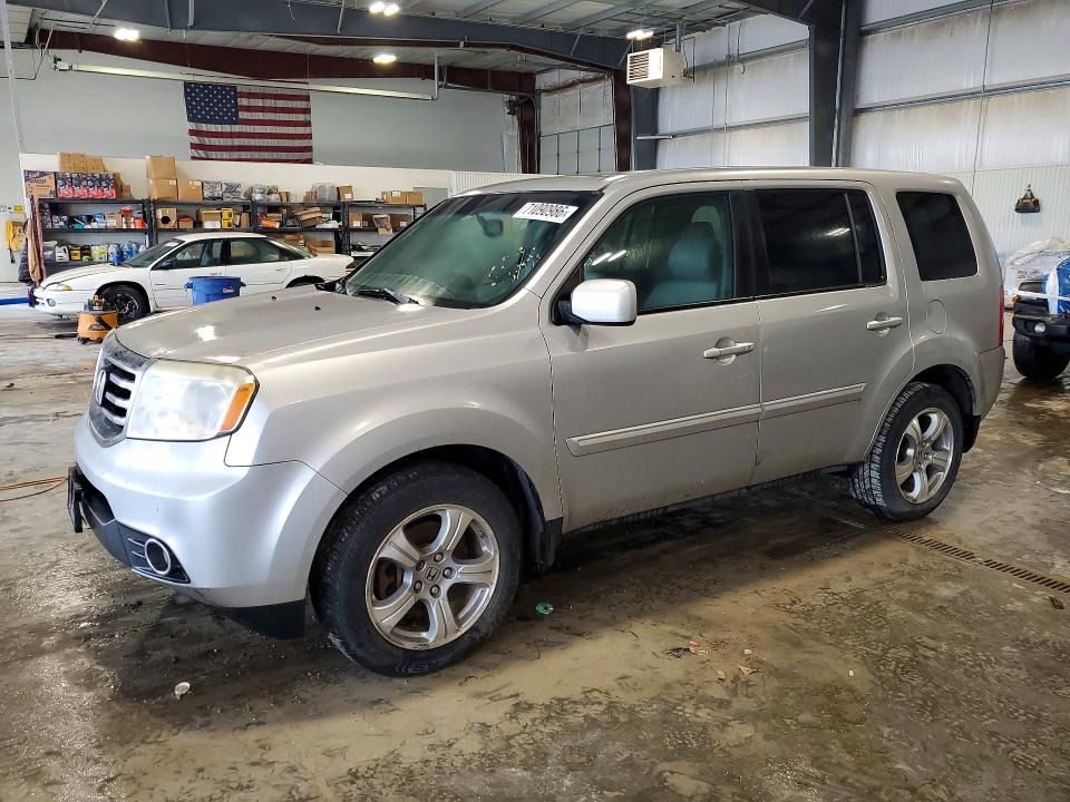 2015 Honda Pilot მანქანა იყიდება აუქციონზე, vin: 5FNYF4H61FB032340, აუქციონის ნომერი: 71090986