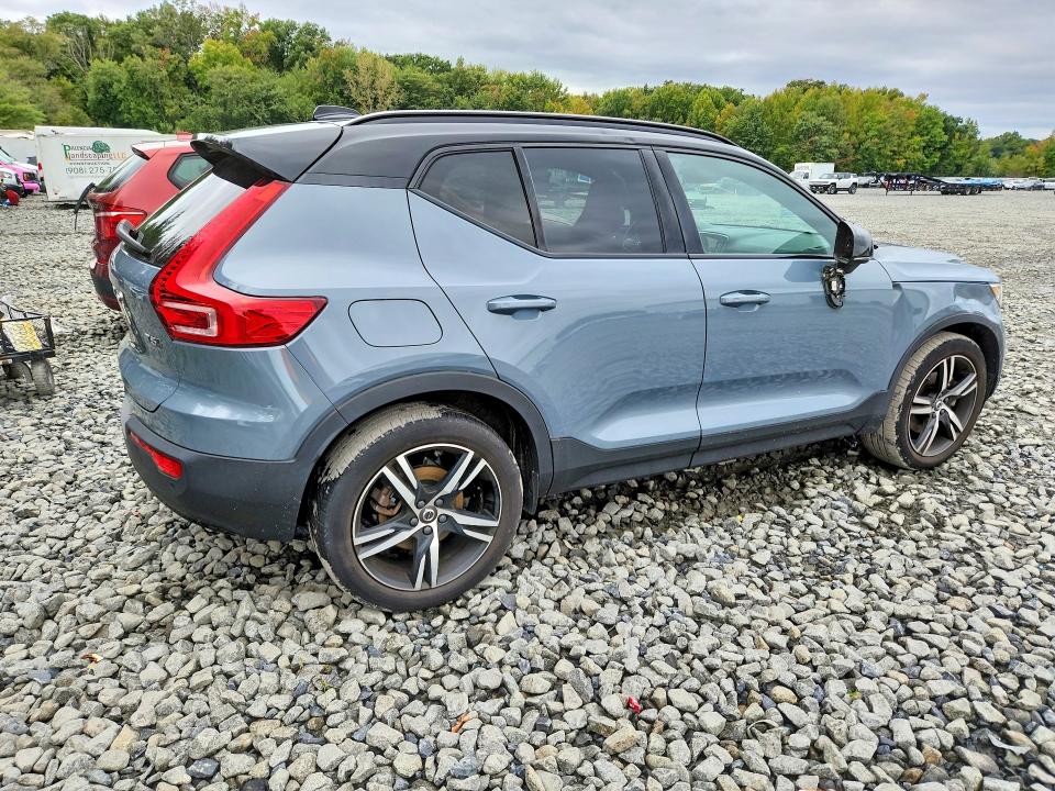 Продажа на аукционе авто 2021 Volvo Xc40, vin: YV4162UM5M2559868, номер лота: 70938126