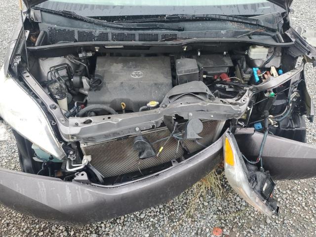70105576 :رقم المزاد ، 5TDYK3DC1BS024519 vin ، 2011 Toyota Sienna مزاد بيع