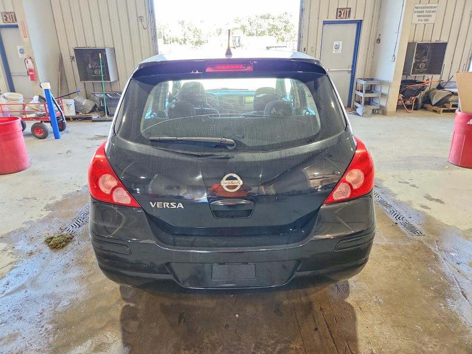 70086766 :رقم المزاد ، 3N1BC1CP4AL456511 vin ، 2010 Nissan Versa مزاد بيع