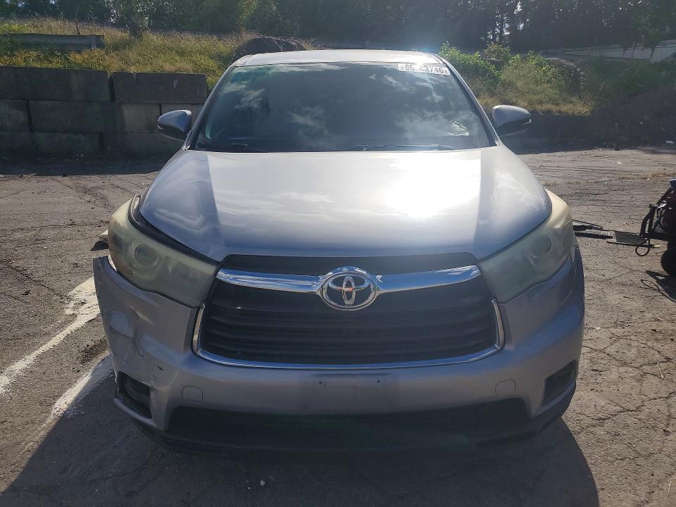 Продажа на аукционе авто 2015 Toyota Highlander, vin: 5TDBKRFH0FS140513, номер лота: 69803746