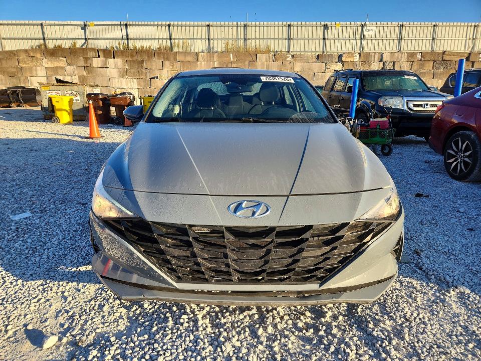 2022 Hyundai Elantra მანქანა იყიდება აუქციონზე, vin: KMHLM4AG1NU283864, აუქციონის ნომერი: 70361926