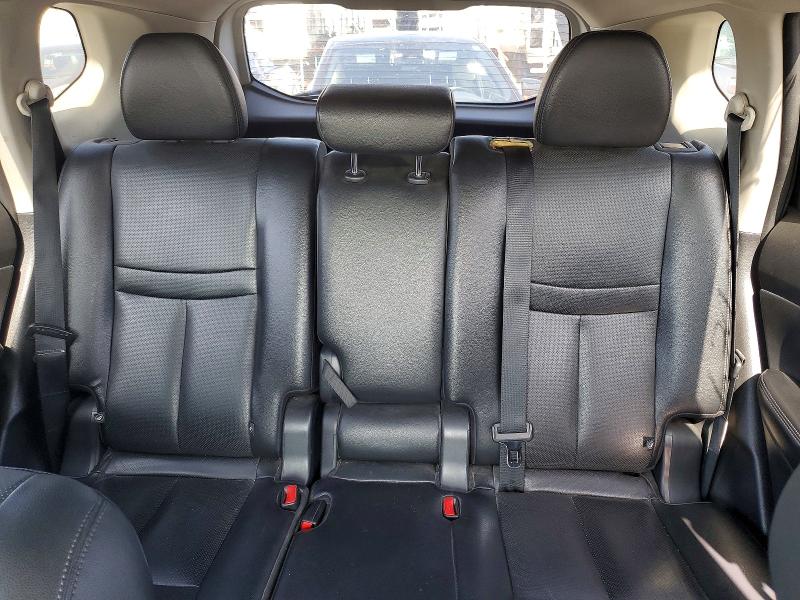 67908426 :رقم المزاد ، 5N1AT2MVXFC908861 vin ، 2015 Nissan Rogue مزاد بيع
