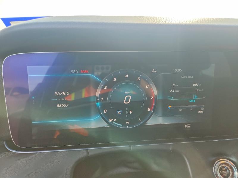 69201926 :رقم المزاد ، WDDZF4JB2JA407414 vin ، 2018 Mercedes-benz E مزاد بيع
