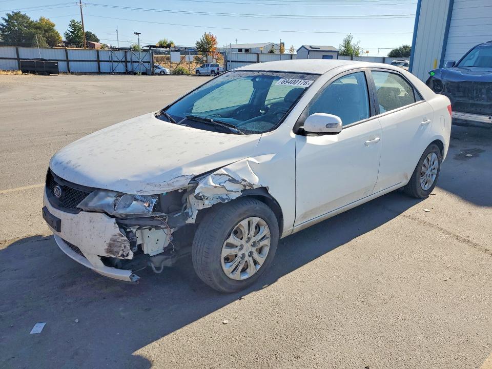 69400176 :رقم المزاد ، KNAFU4A2XA5182023 vin ، 2010 Kia Forte مزاد بيع