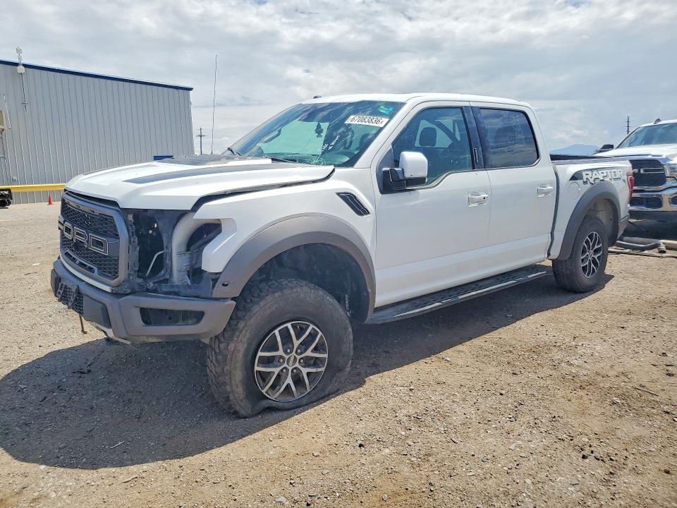 67083836 :رقم المزاد ، 1FTFW1RG5JFB45385 vin ، 2018 Ford F150 مزاد بيع