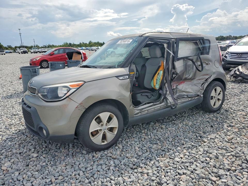 70266816 :رقم المزاد ، KNDJN2A24F7201790 vin ، 2015 Kia Soul مزاد بيع