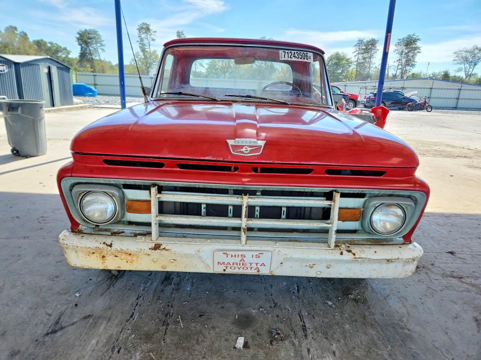 71243506 :رقم المزاد ، F10JR110055 vin ، 1961 Ford F100 مزاد بيع