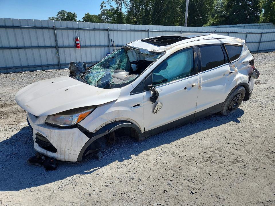 2013 Ford Escape მანქანა იყიდება აუქციონზე, vin: 1FMCU9H94DUB35582, აუქციონის ნომერი: 69649416