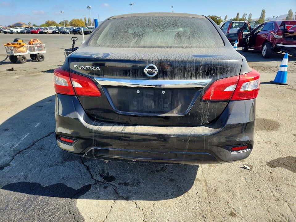 2018 Nissan Sentra მანქანა იყიდება აუქციონზე, vin: 3N1AB7AP7JY244340, აუქციონის ნომერი: 70718896