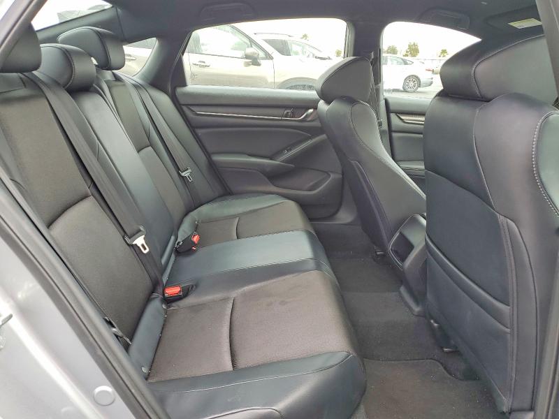 Продаж на аукціоні авто 2018 Honda Accord, vin: 1HGCV1F36JA257330, номер лоту: 66850076