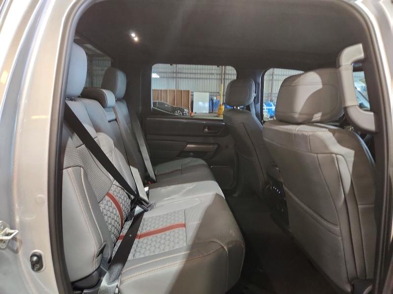 Продажа на аукционе авто 2026 Toyota Tundra, vin: 5TFVC5DBXTX146181, номер лота: 68978236
