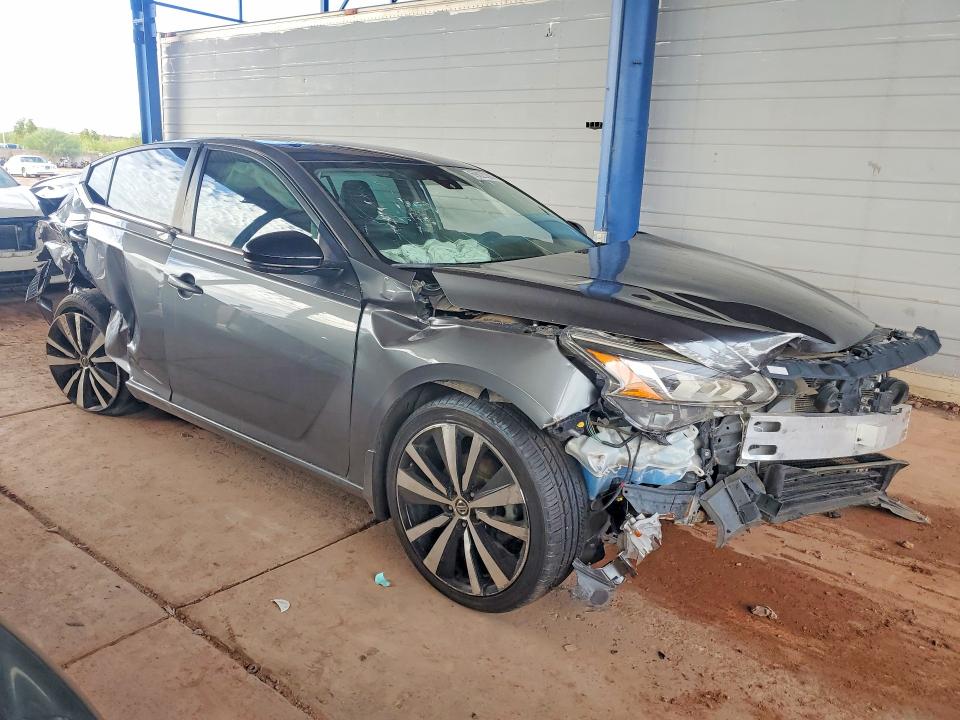 2020 Nissan Altima მანქანა იყიდება აუქციონზე, vin: 1N4BL4CV8LN318895, აუქციონის ნომერი: 69023306