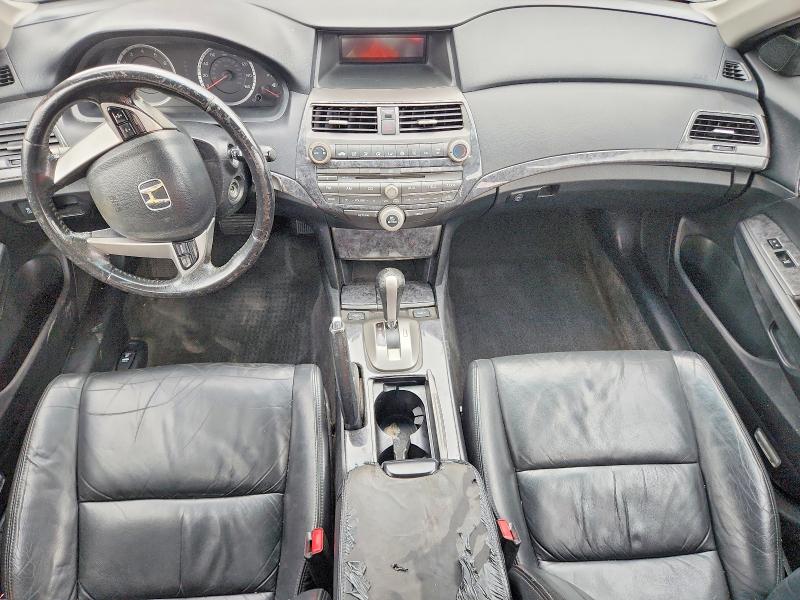 70221996 :رقم المزاد ، 1HGCP2F67CA188841 vin ، 2012 Honda Accord مزاد بيع