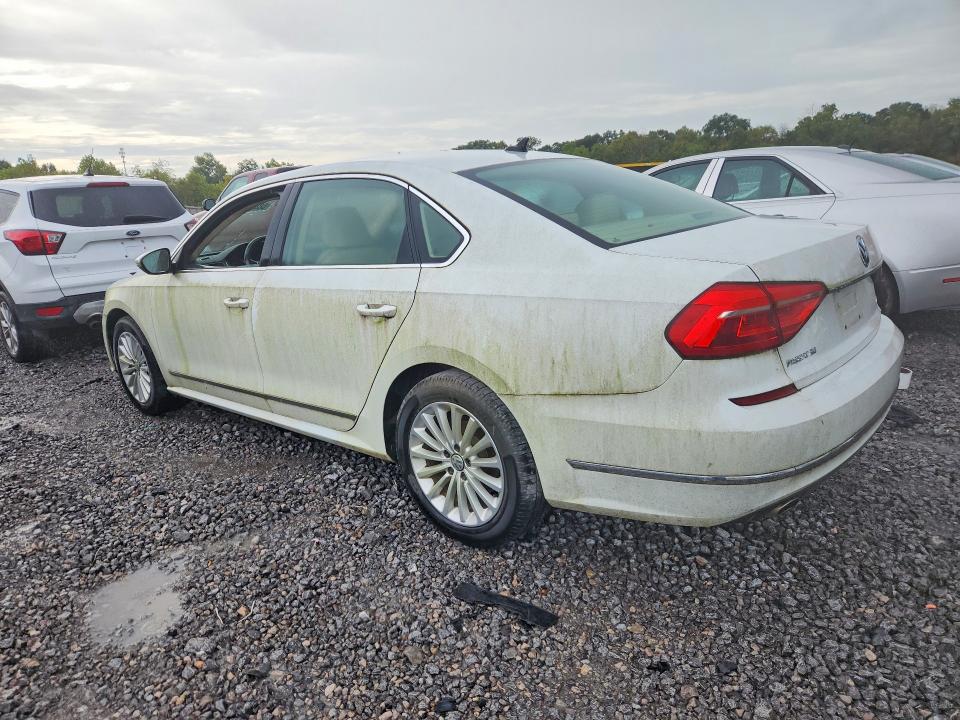 68433496 :رقم المزاد ، 1VWBT7A33GC015776 vin ، 2016 Volkswagen Passat مزاد بيع