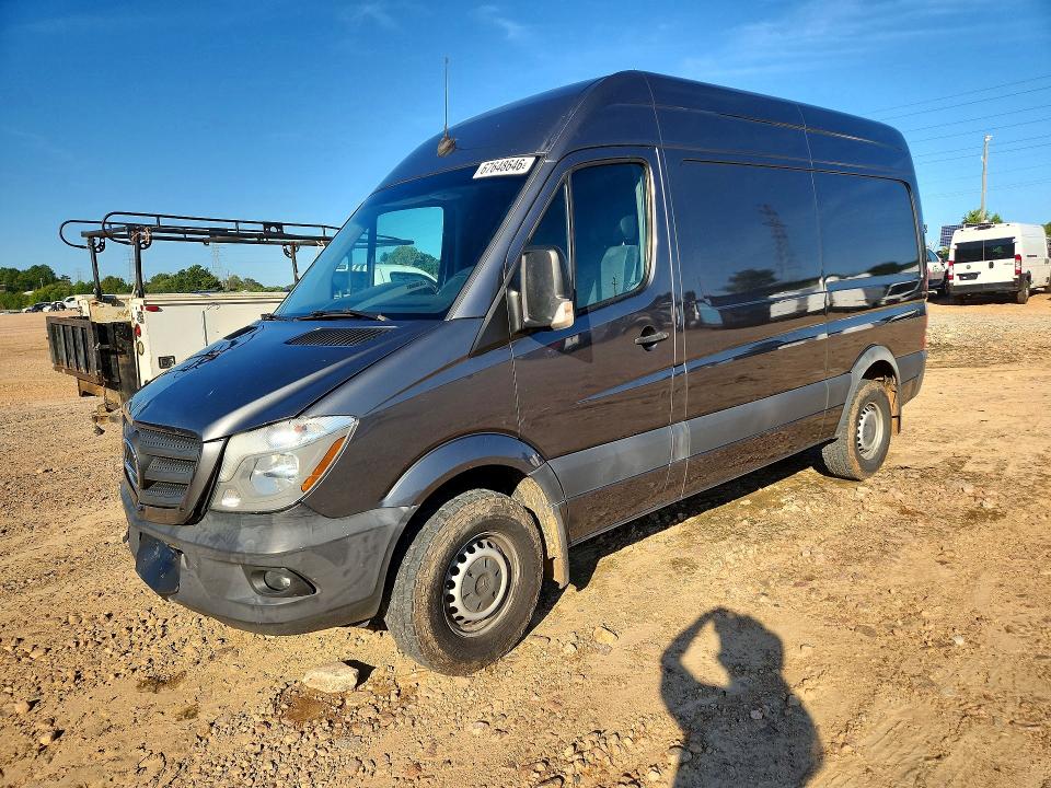 67648646 :رقم المزاد ، WD3PE7CDXHP521814 vin ، 2017 Mercedes-benz Sprinter مزاد بيع