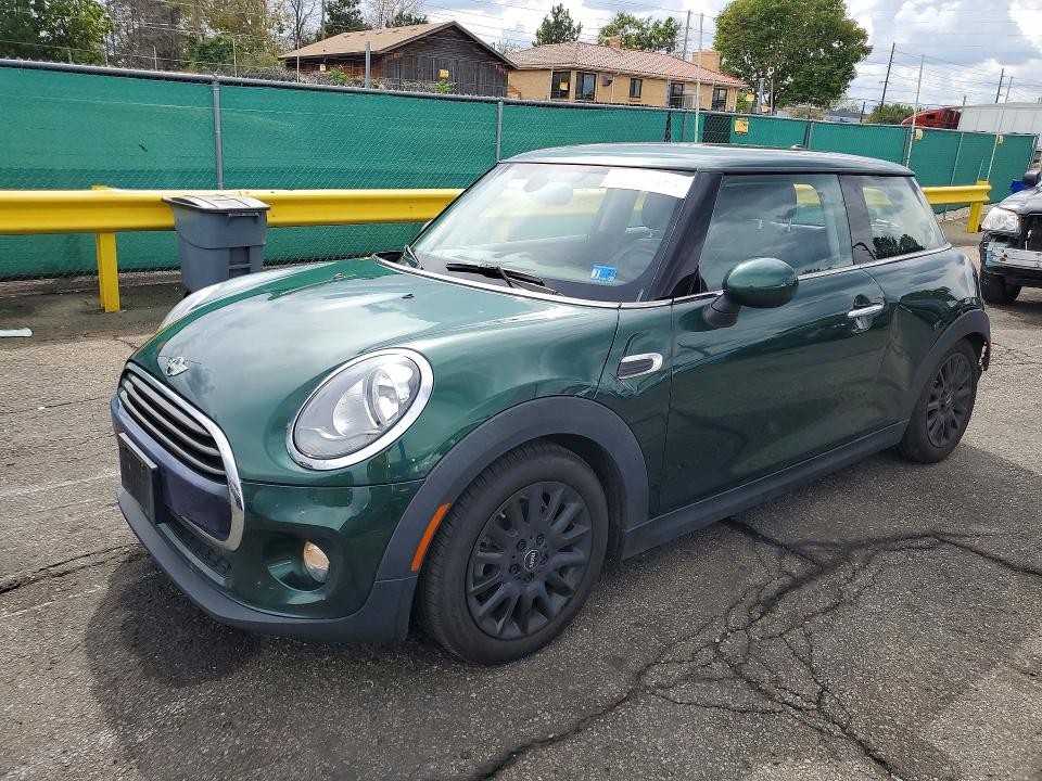2018 Mini Cooper მანქანა იყიდება აუქციონზე, vin: WMWXP5C55J2G62385, აუქციონის ნომერი: 69447606