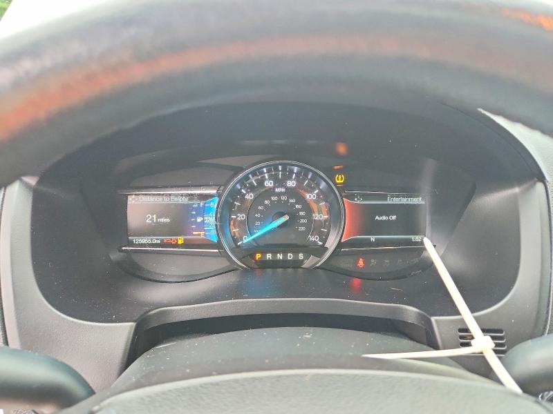 70942996 :رقم المزاد ، 1FM5K8DH3HGE40453 vin ، 2017 Ford Explorer مزاد بيع