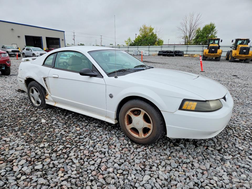 68811636 :رقم المزاد ، 1FAFP40634F232246 vin ، 2004 Ford Mustang مزاد بيع