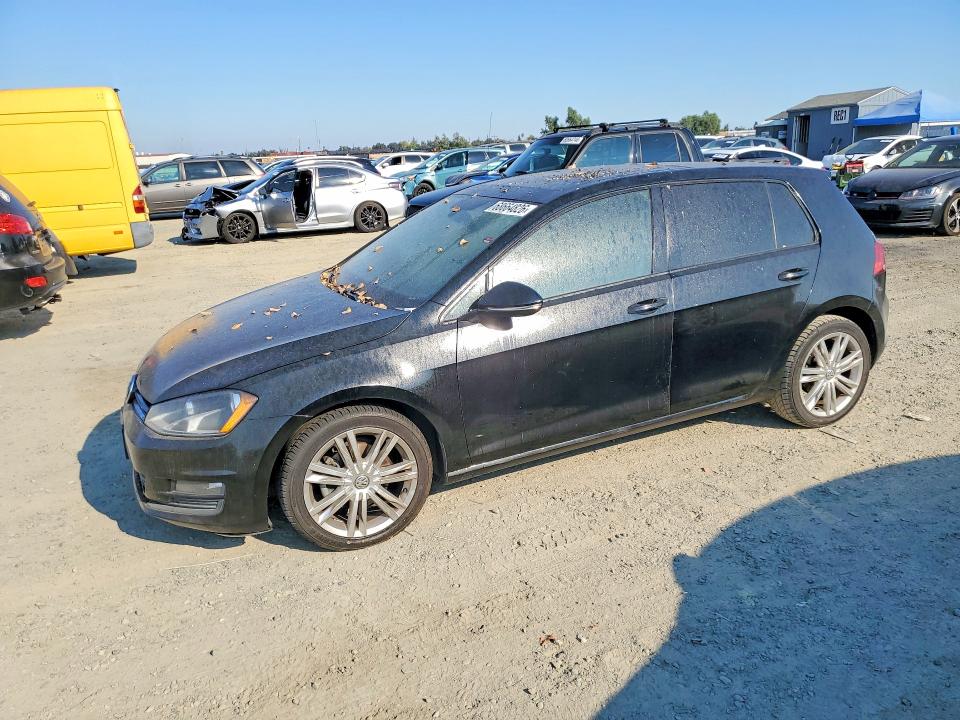 68664826 :رقم المزاد ، 3VW2A7AU4FM018245 vin ، 2015 Volkswagen Golf مزاد بيع