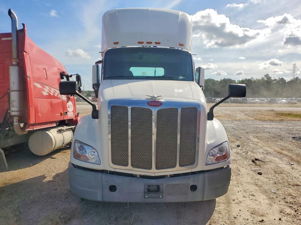 69952076 :رقم المزاد ، 1XPBA48X9HD428912 vin ، 2017 Peterbilt 579 مزاد بيع