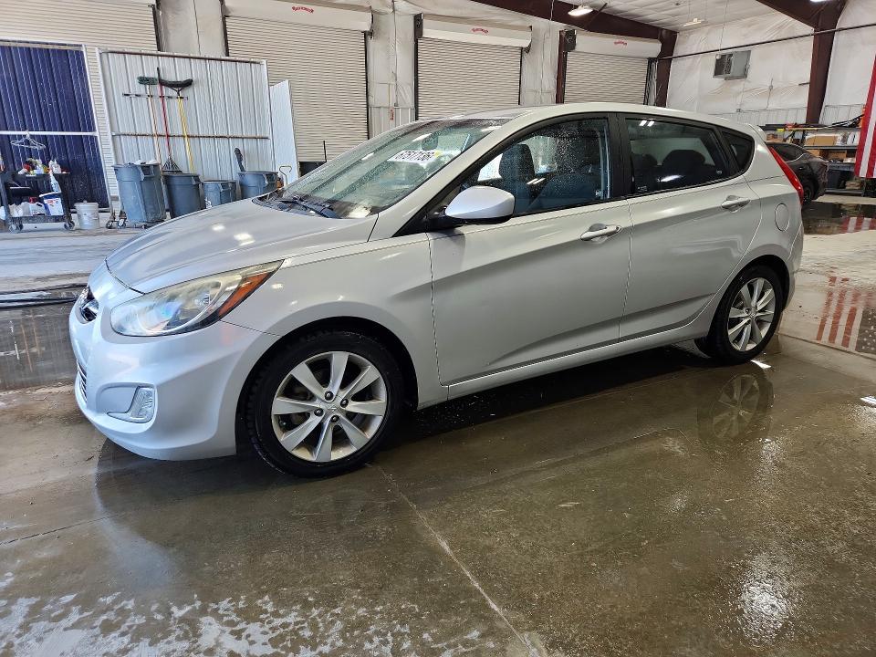 2012 Hyundai Accent მანქანა იყიდება აუქციონზე, vin: KMHCU5AE5CU026546, აუქციონის ნომერი: 67517136
