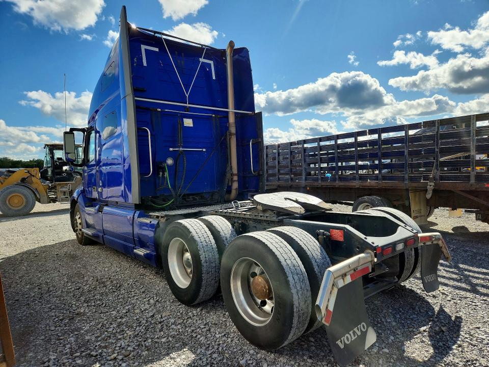 2020 Volvo Vn მანქანა იყიდება აუქციონზე, vin: 4V4NC9EJ6LN269330        , აუქციონის ნომერი: 69155276