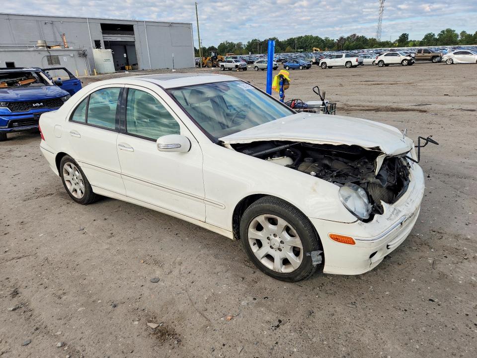 Продажа на аукционе авто 2006 Mercedes-benz C, vin: WDBRF92H76F821369, номер лота: 70819416
